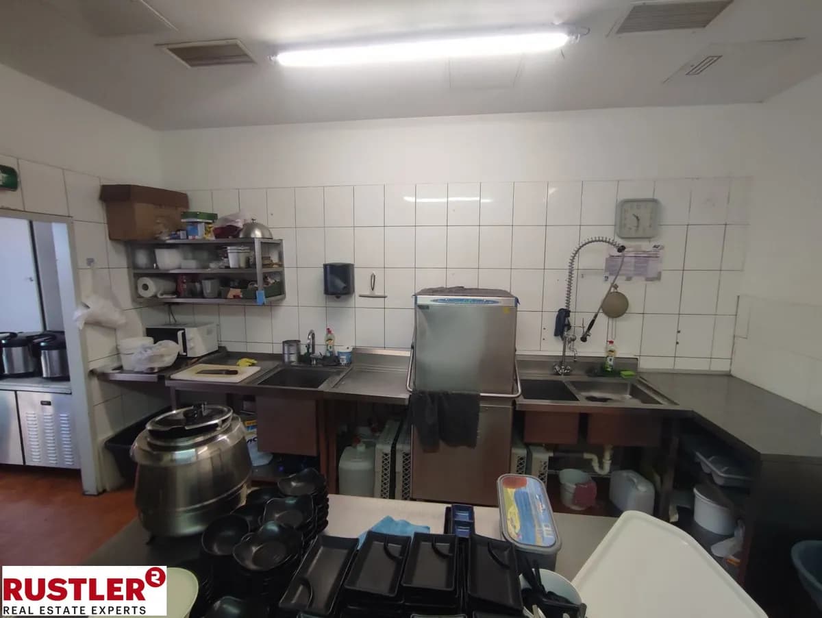 Gewerbeimmobilie kaufen in Amstetten – € 495.000 – Bild 12 von 19
