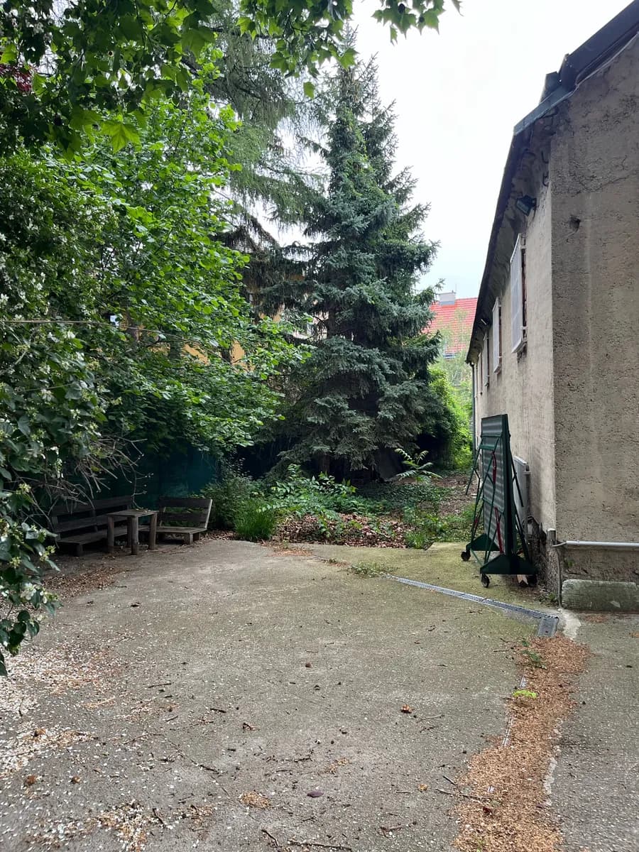 8-Zimmer-Gewerbeimmobilie mieten in Wien – 706 m², € 4 – Bild 4 von 21