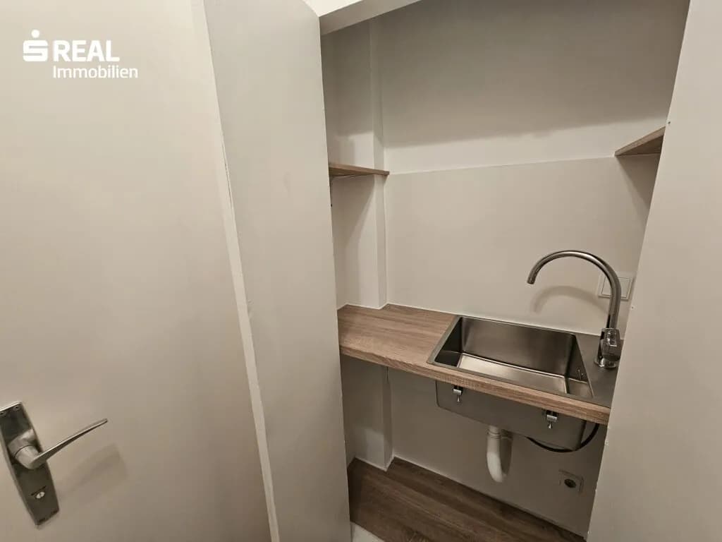 1-Zimmer-Gewerbeimmobilie mieten in Wien – 40 m², € 920 – Bild 6 von 11