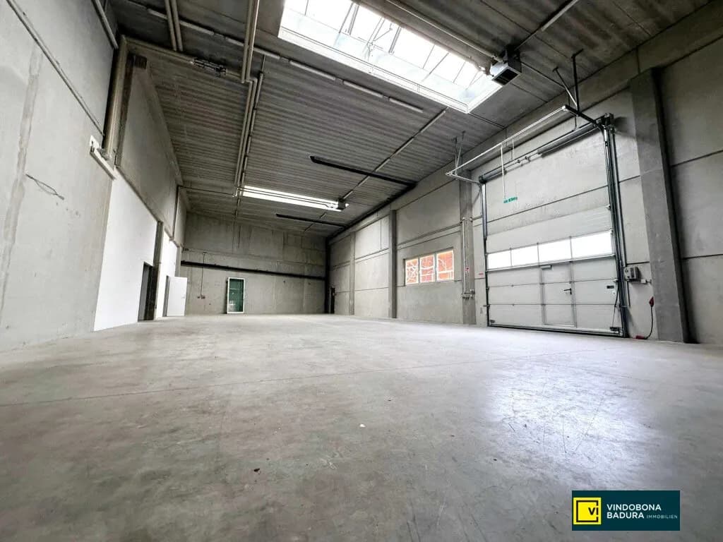 Gewerbeimmobilie mieten in Wien – 667 m², € 7.915