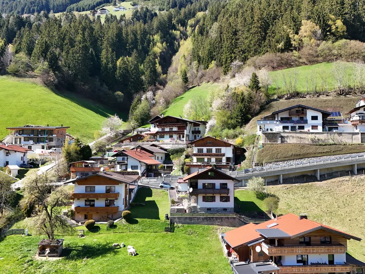 5-Zimmer-Haus kaufen in Innsbruck-Land – 129 m², € 590.000 – Bild 4 von 4
