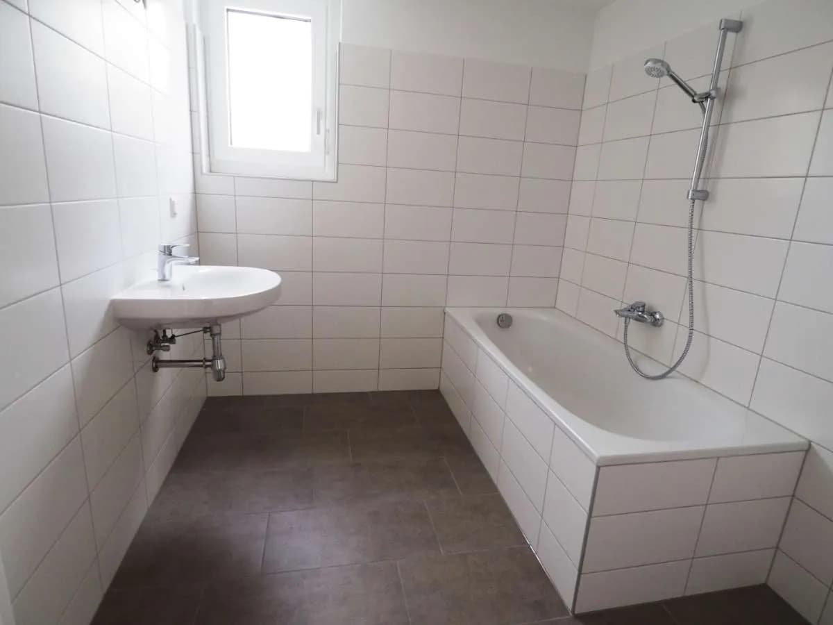 4-Zimmer-Immobilie mieten in Neunkirchen – 110 m², € 1.125 – Bild 13 von 20