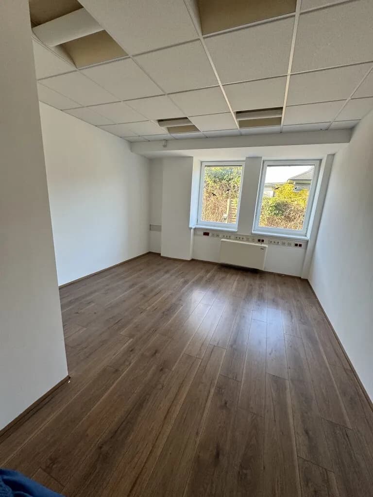 1-Zimmer-Gewerbeimmobilie mieten in Korneuburg – 15 m², € 156 – Bild 3 von 4