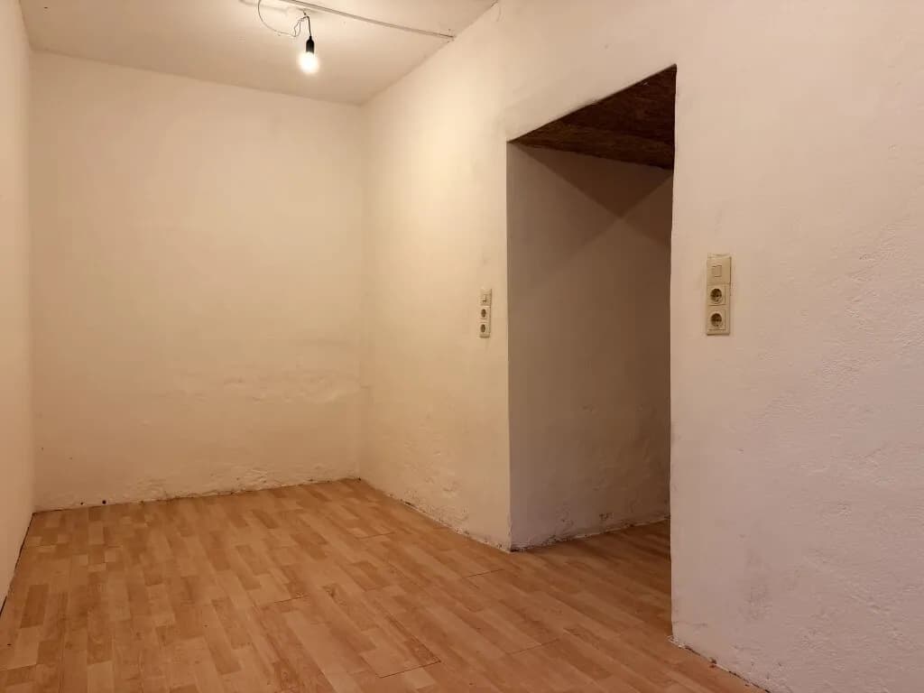 Immobilie mieten in Eferding – 35 m², € 400 – Bild 6 von 7