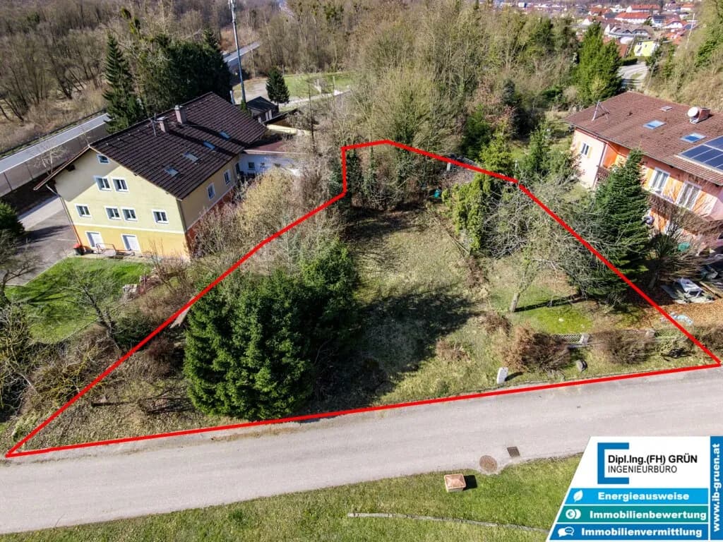 Grundstück kaufen in Perg – 1 050 m², € 158.000