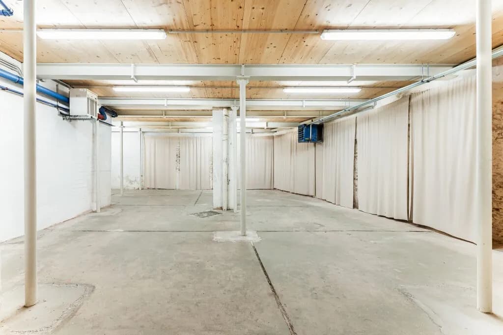 Gewerbeimmobilie mieten in Wien – 309 m², € 7.008 – Bild 7 von 9