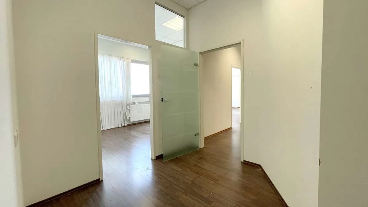 Gewerbeimmobilie mieten in Mattersburg – 81 m², € 6 – Bild 2 von 9