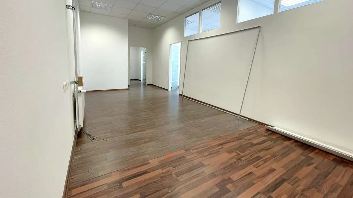 Gewerbeimmobilie mieten in Mattersburg – 81 m², € 6 – Bild 8 von 9