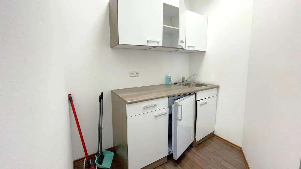 Gewerbeimmobilie mieten in Mattersburg – 81 m², € 6 – Bild 9 von 9