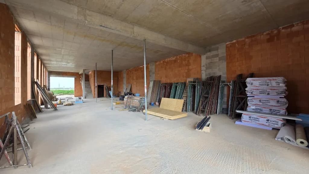2-Zimmer-Gewerbeimmobilie mieten in Gänserndorf – 610 m², € 7.500 – Bild 3 von 8