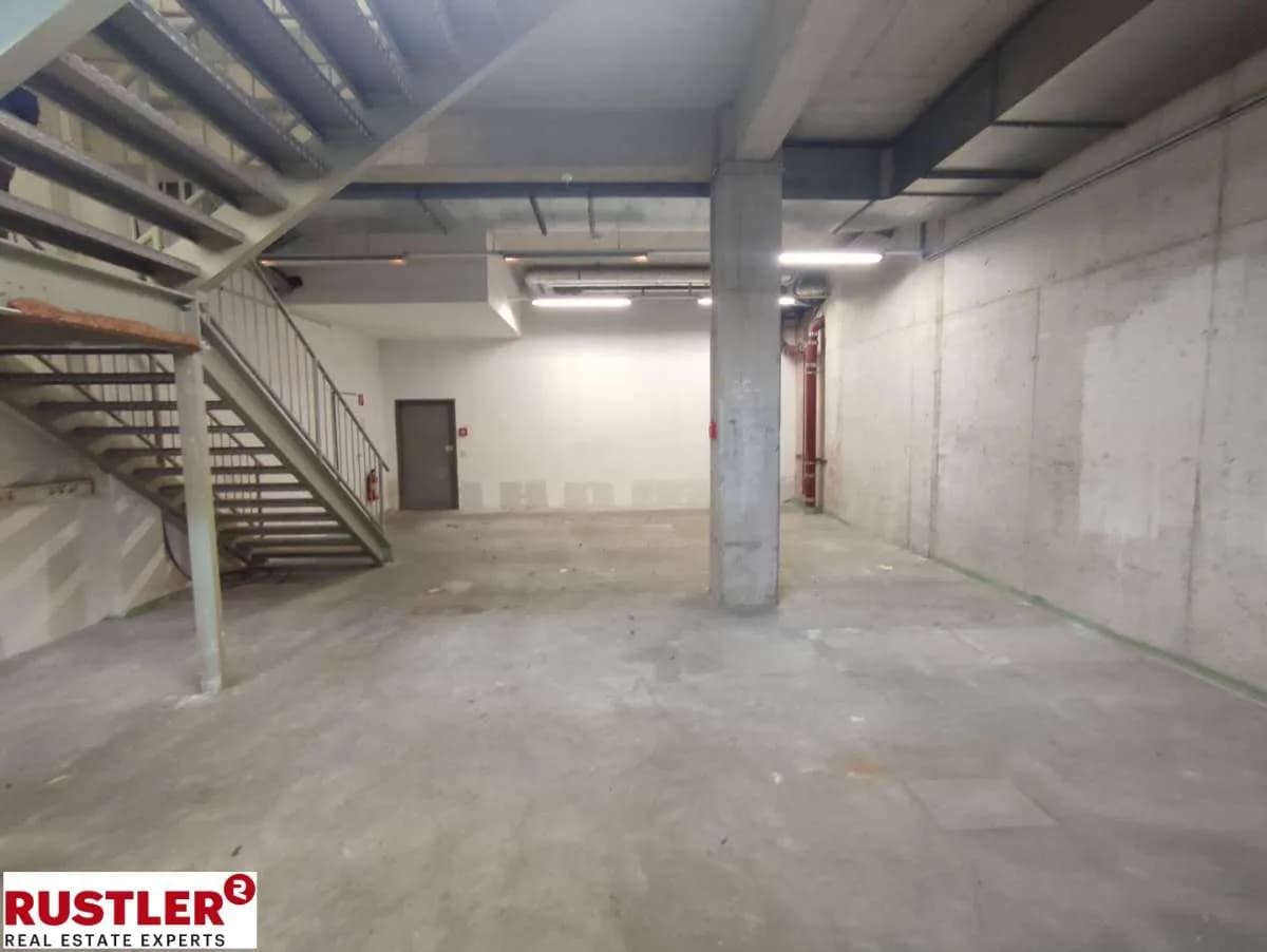 Gewerbeimmobilie mieten in Linz – 133 m², € 2.565 – Bild 2 von 4