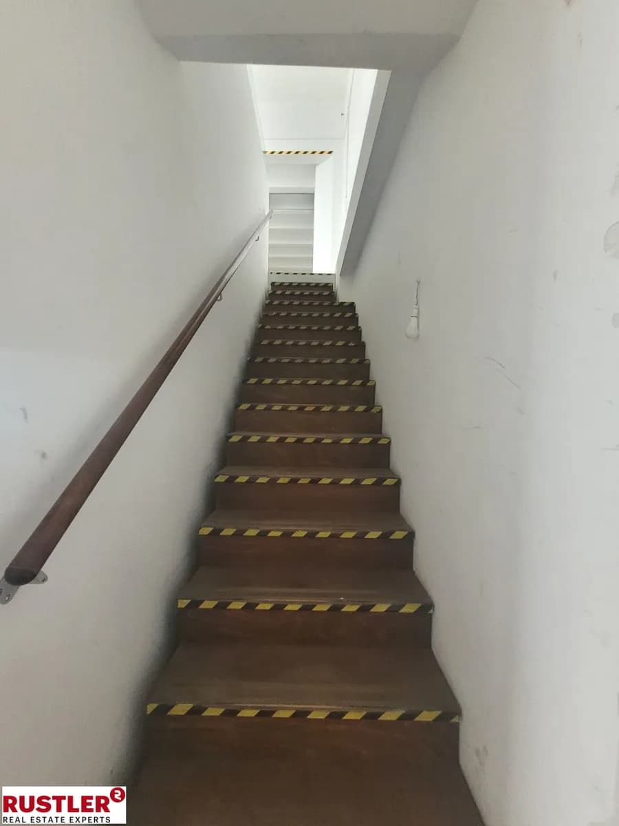 4-Zimmer-Gewerbeimmobilie mieten in Wien – 125 m², € 2.092 – Bild 13 von 19