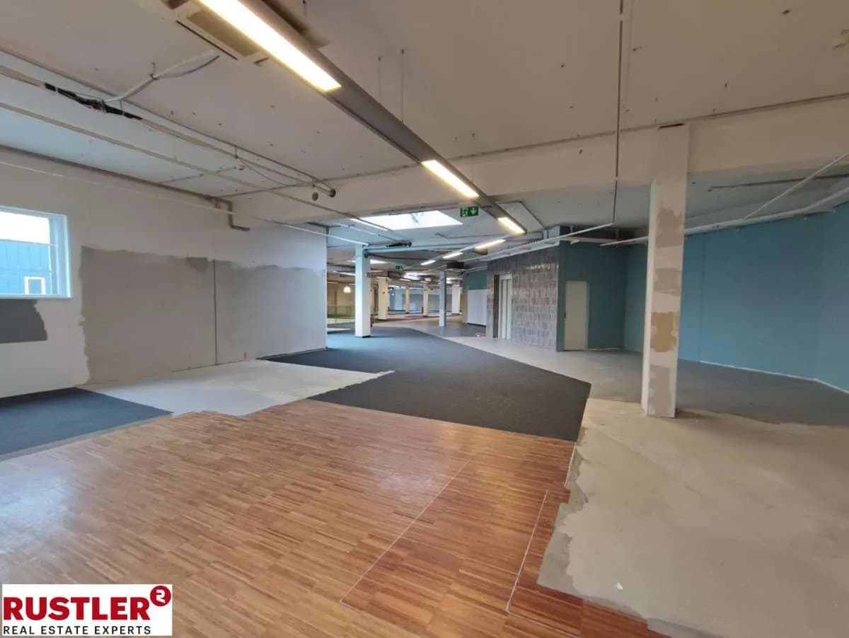 Gewerbeimmobilie mieten in Wien – 323 m², € 4.490 – Bild 28 von 34