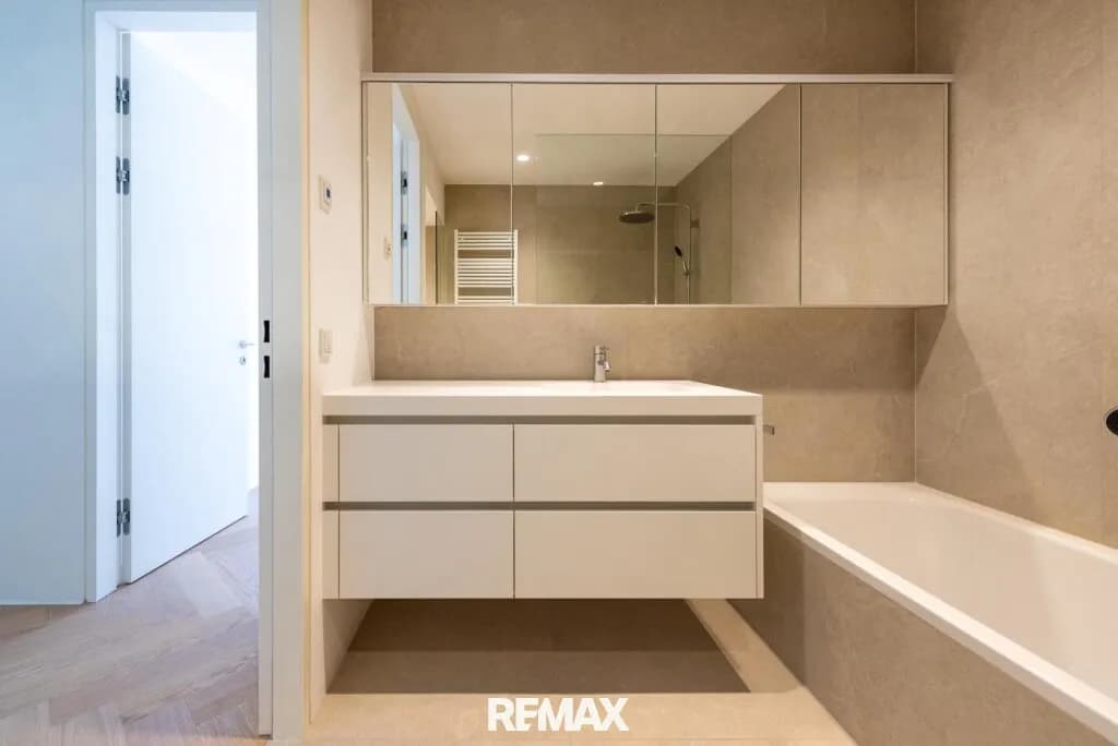 3-Zimmer-Wohnung kaufen in Gmunden – 80 m², € 1.330.000 – Bild 7 von 11