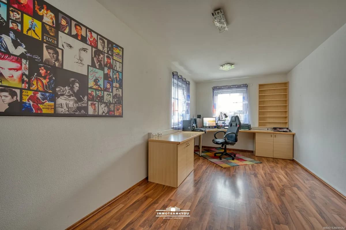 6-Zimmer-Haus kaufen in Vöcklabruck – 150 m², € 249.000 – Bild 9 von 25