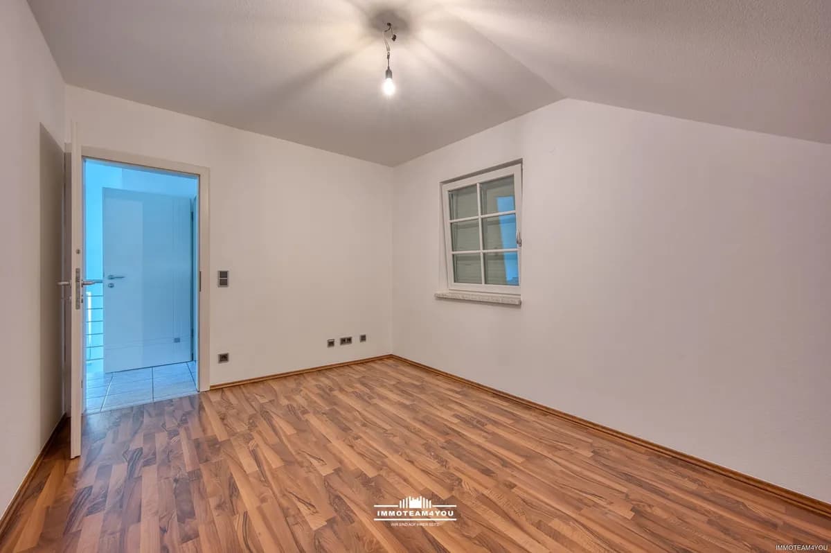 6-Zimmer-Haus kaufen in Vöcklabruck – 150 m², € 249.000 – Bild 14 von 25