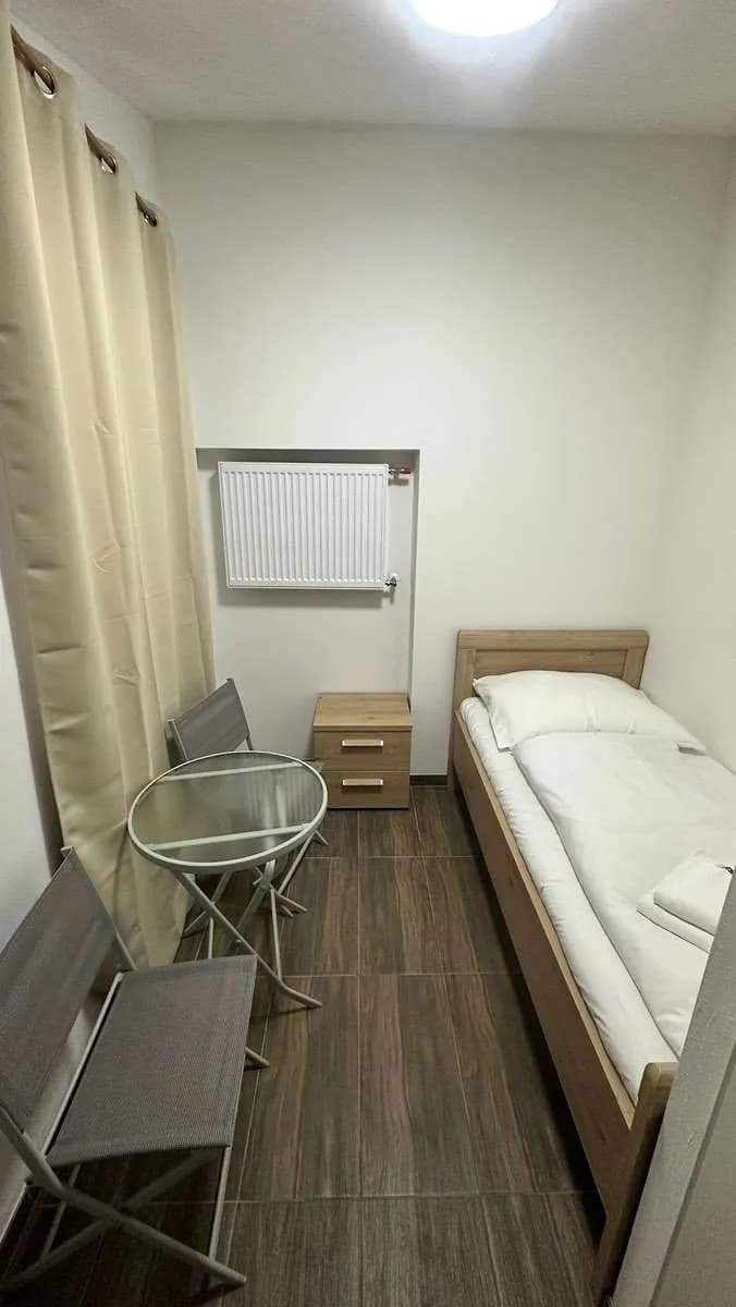6-Zimmer-Gewerbeimmobilie mieten in Graz – 160 m², € 500 – Bild 2 von 12