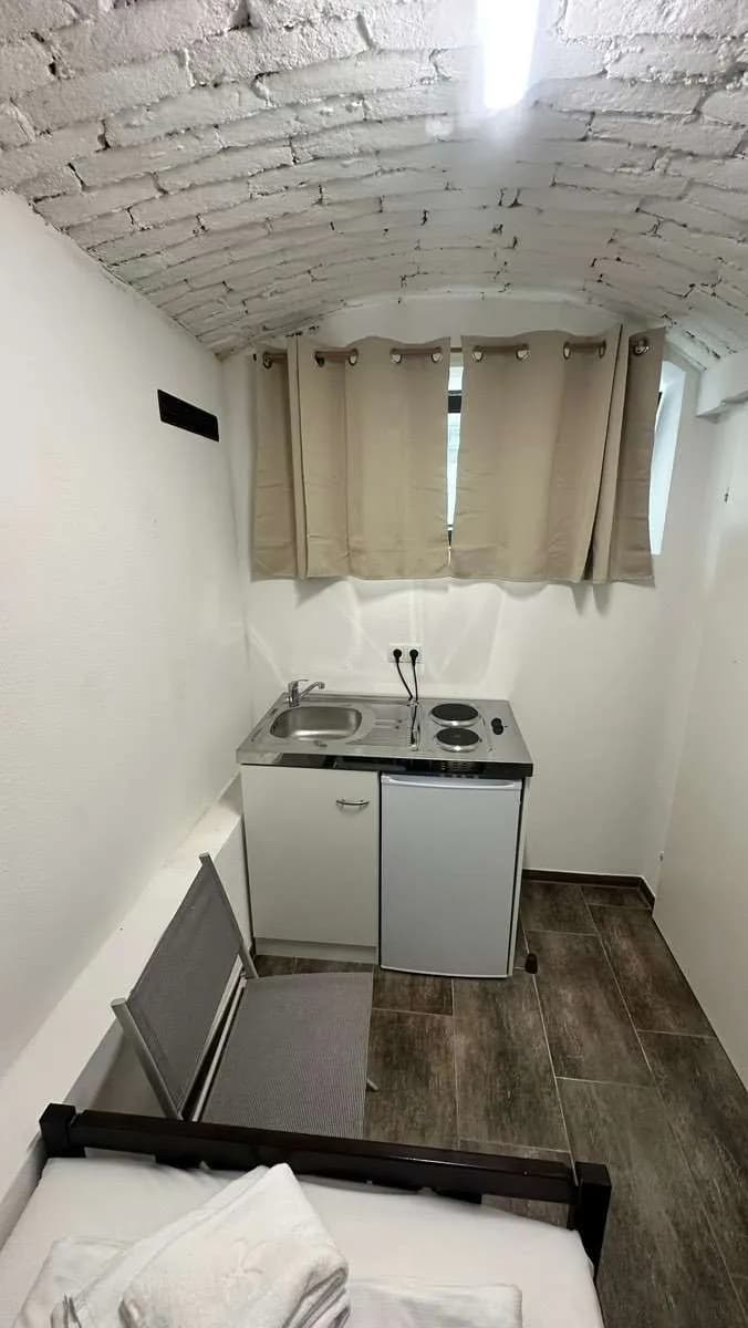 6-Zimmer-Gewerbeimmobilie mieten in Graz – 160 m², € 500 – Bild 10 von 12