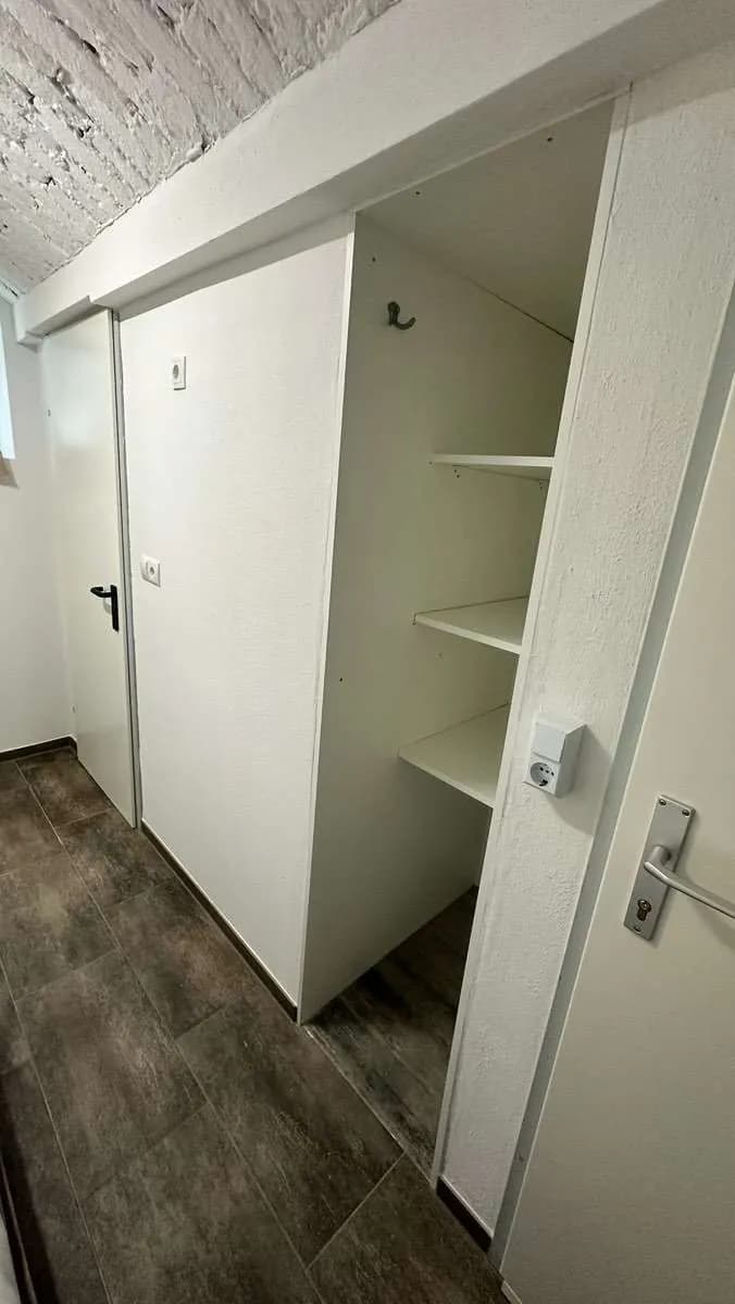6-Zimmer-Gewerbeimmobilie mieten in Graz – 160 m², € 500 – Bild 11 von 12