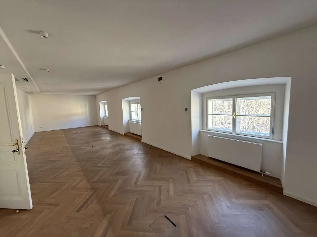 Gewerbeimmobilie mieten in Wien – 1 039 m², € 24 – Bild 6 von 12