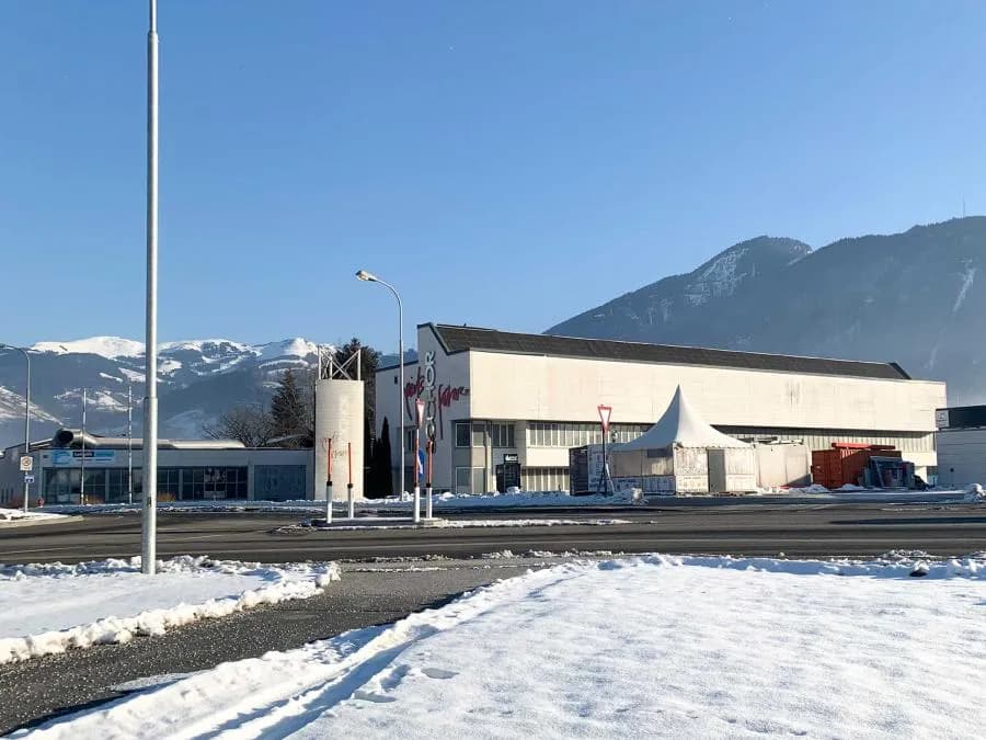 Gewerbeimmobilie mieten in Zell am See