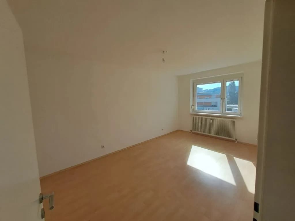 3-Zimmer-Wohnung mieten in Steyr – 76 m², € 817 – Bild 7 von 15