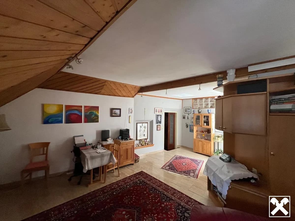 8-Zimmer-Haus kaufen in Gmünd – 300 m², € 245.000 – Bild 11 von 18