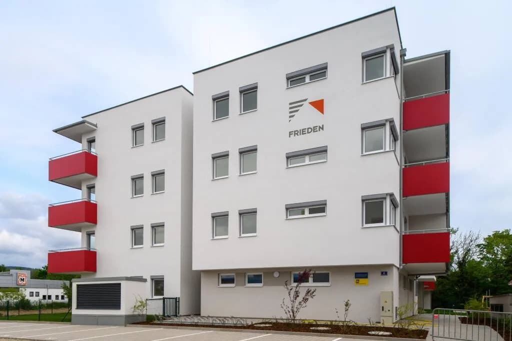 3-Zimmer-Wohnung mieten in Neunkirchen – 69 m², € 754 – Bild 1 von 3