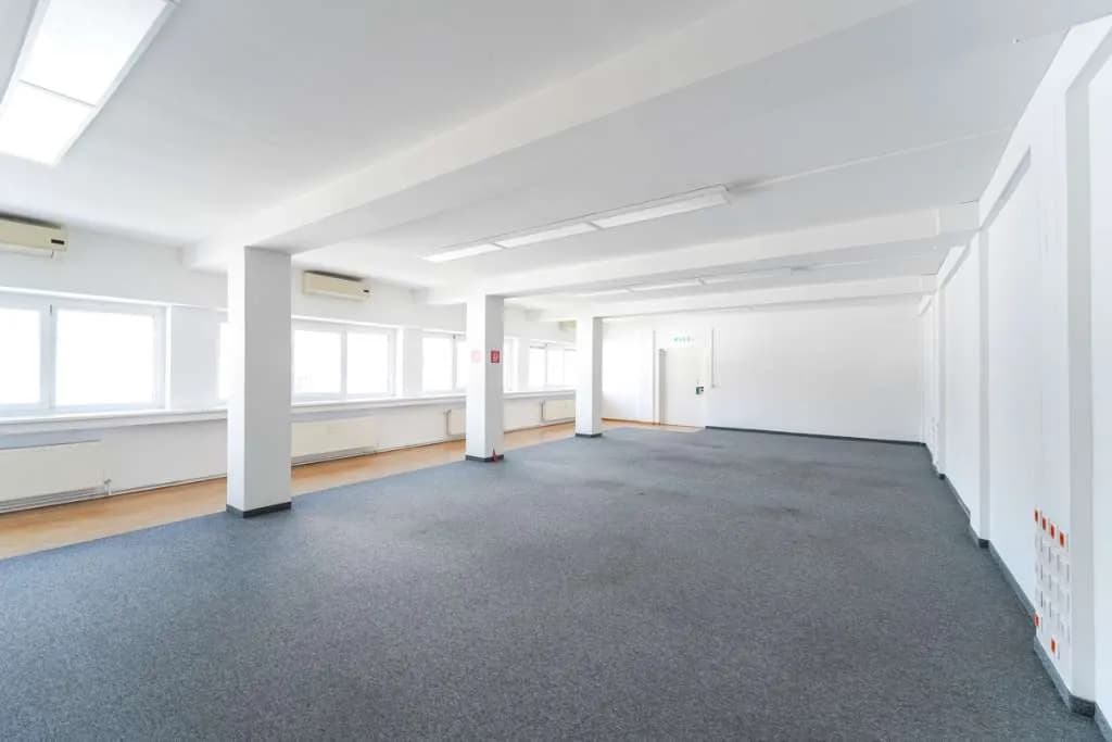 Gewerbeimmobilie mieten in Wien – 2 000 m², € 30.200 – Bild 7 von 13