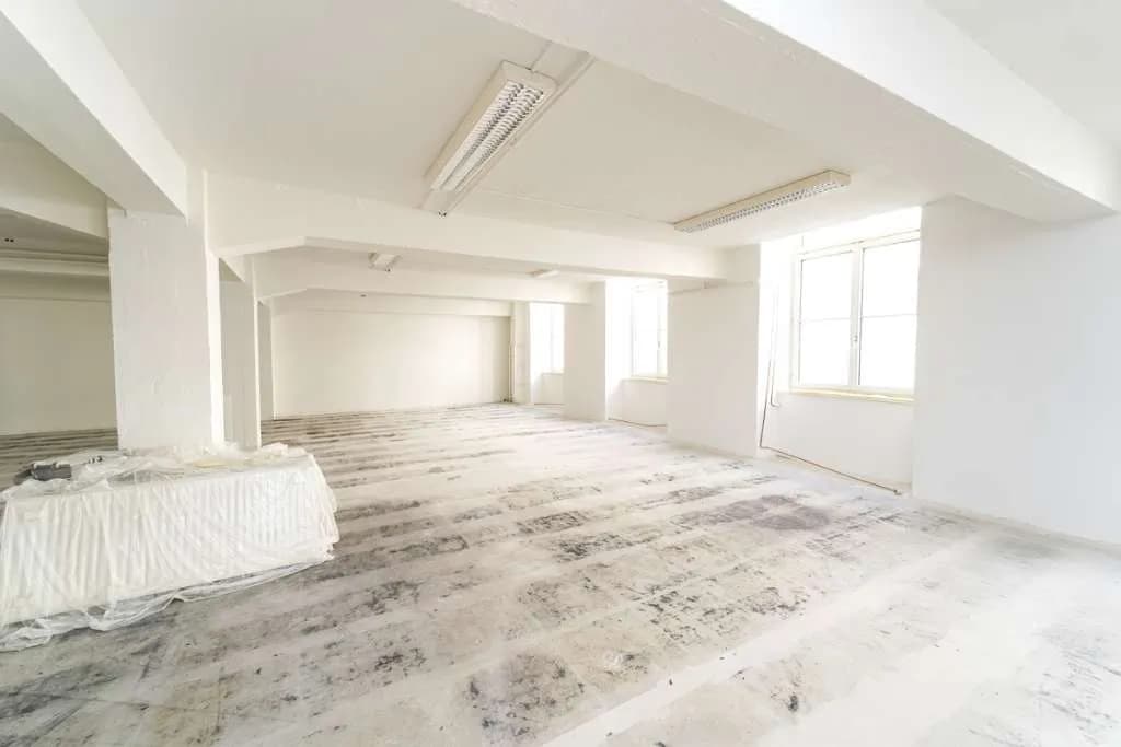 Gewerbeimmobilie mieten in Wien – 2 000 m², € 30.200 – Bild 9 von 13