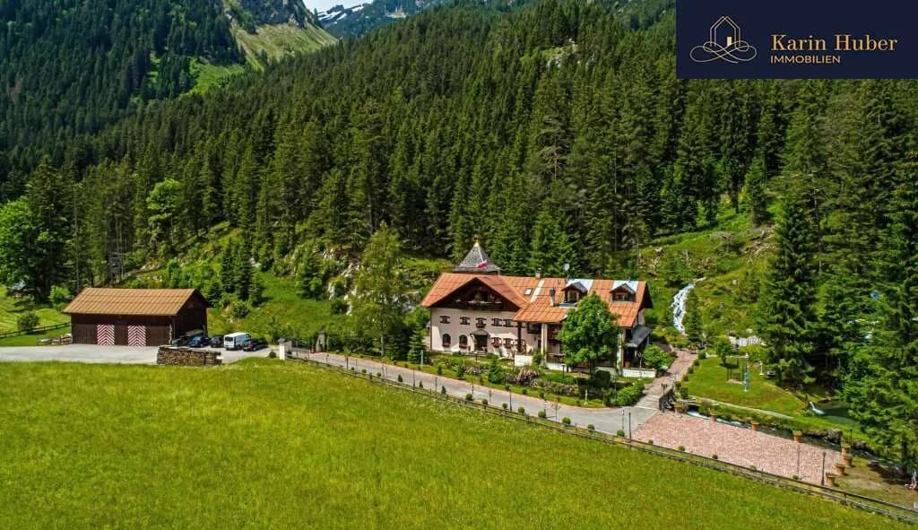 20-Zimmer-Haus kaufen in Reutte – 1 000 m², € 5.900.000 – Bild 2 von 22