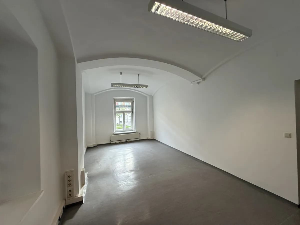 Gewerbeimmobilie mieten in Wiener Neustadt – Bild 7 von 10