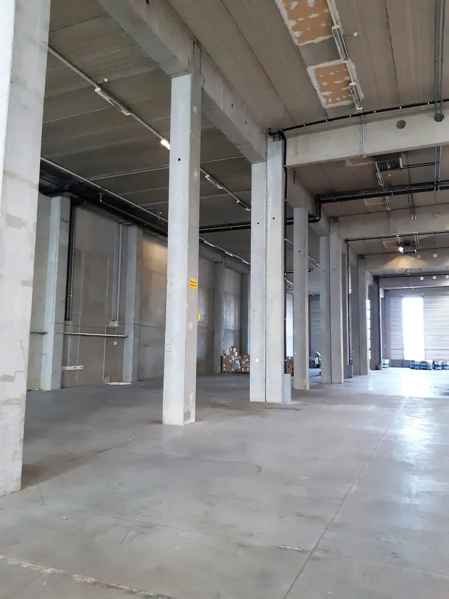 Gewerbeimmobilie mieten in Mödling – 2 082 m², € 6 – Bild 9 von 18