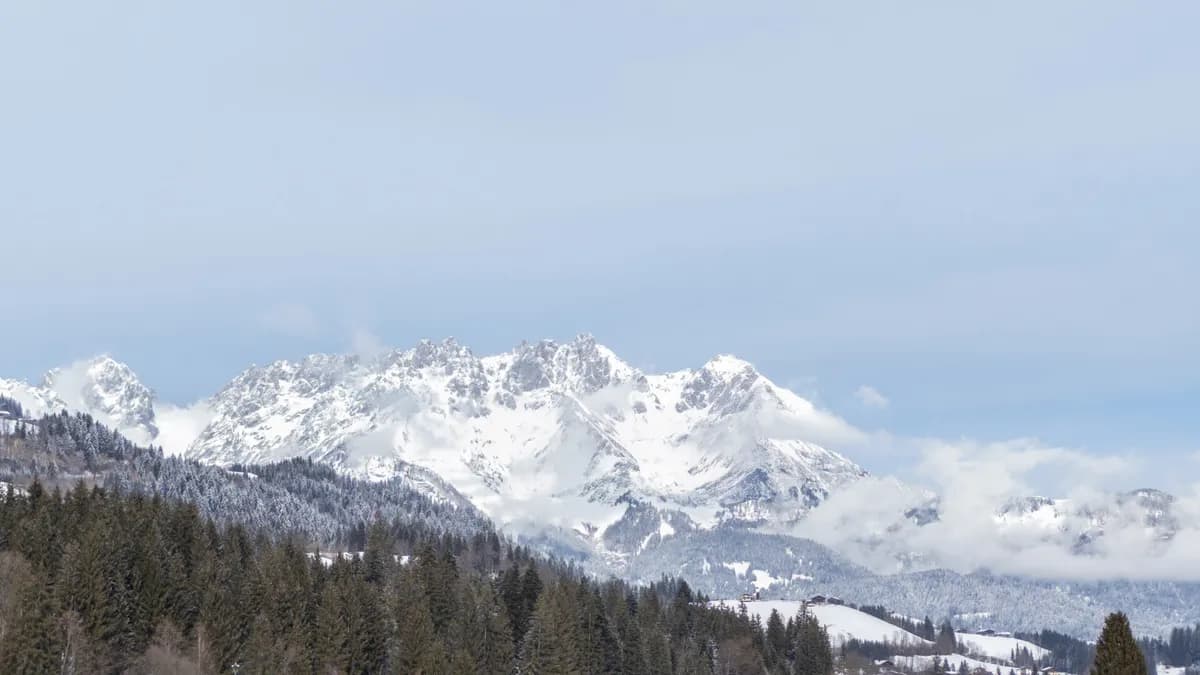 Grundstück kaufen in Kitzbühel – 905 m², € 3.900.000 – Bild 3 von 5