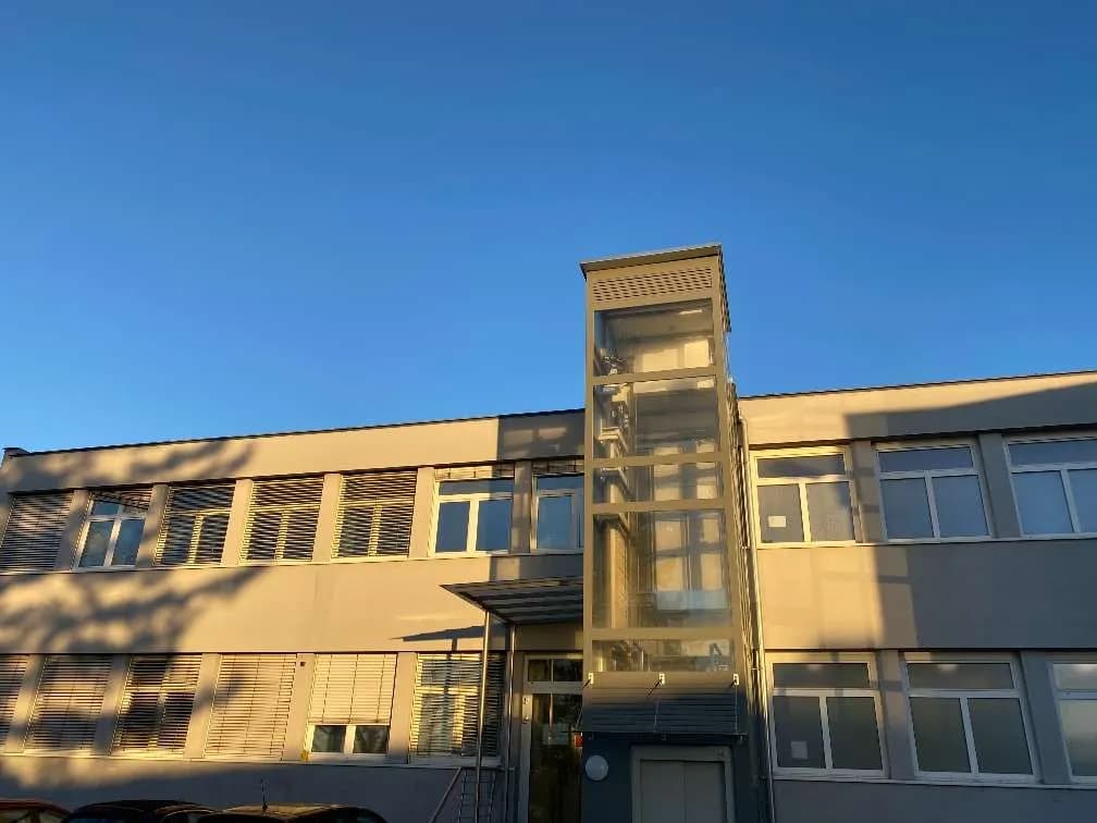 Gewerbeimmobilie mieten in Wiener Neustadt – 920 m², € 8.561 – Bild 3 von 6