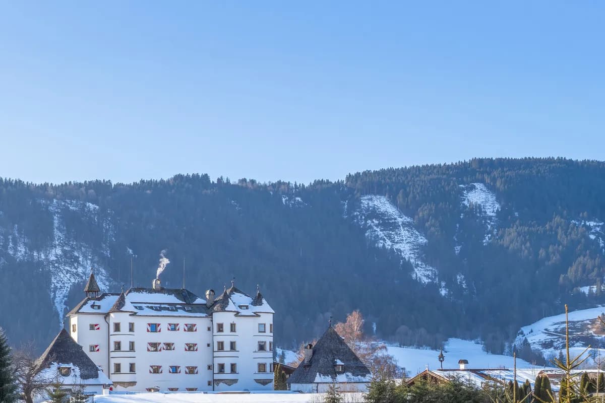 7-Zimmer-Haus kaufen in Kitzbühel – 438 m², € 9.900.000 – Bild 10 von 11