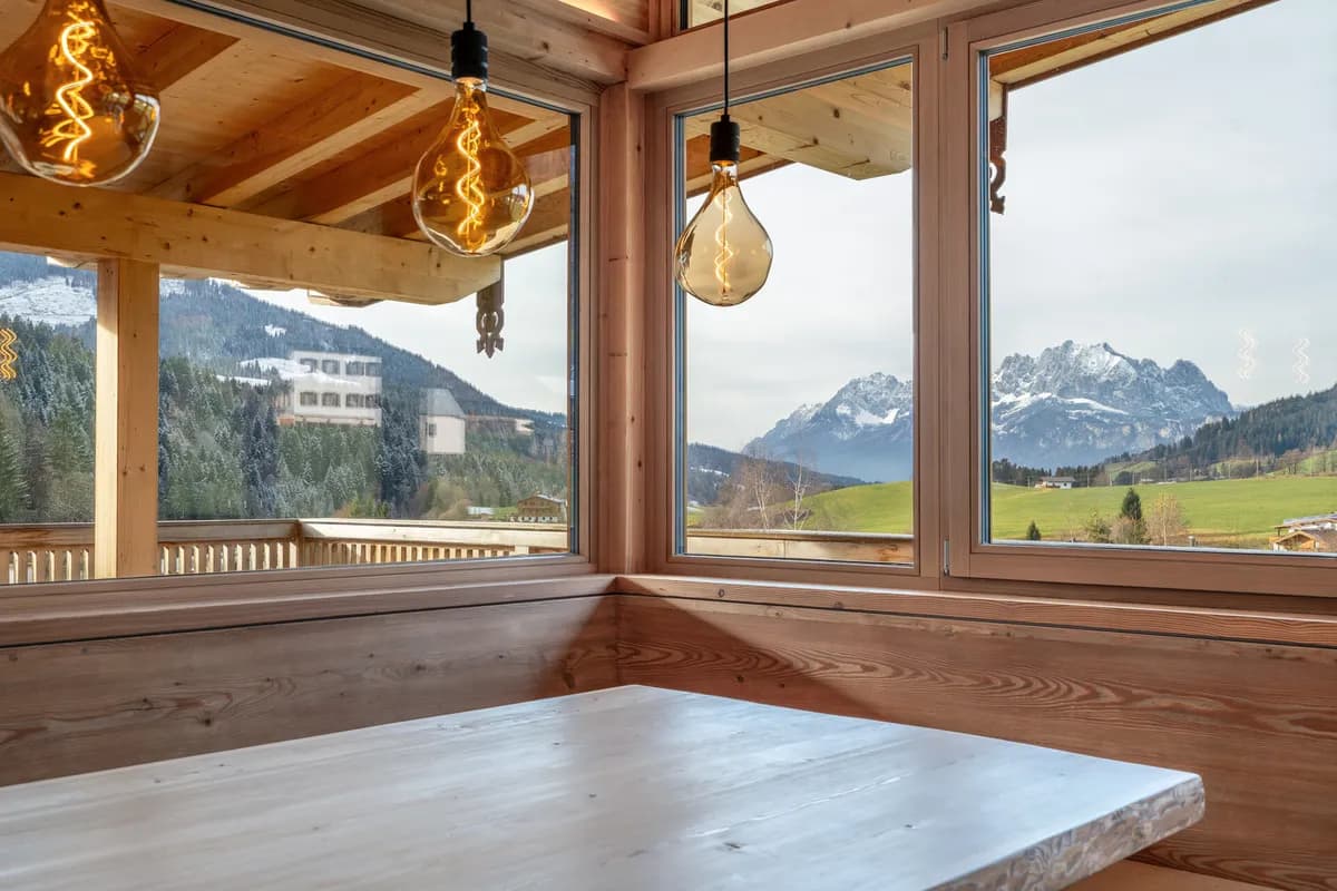 8-Zimmer-Haus kaufen in Kitzbühel – 472 m², € 3.960.000 – Bild 5 von 10