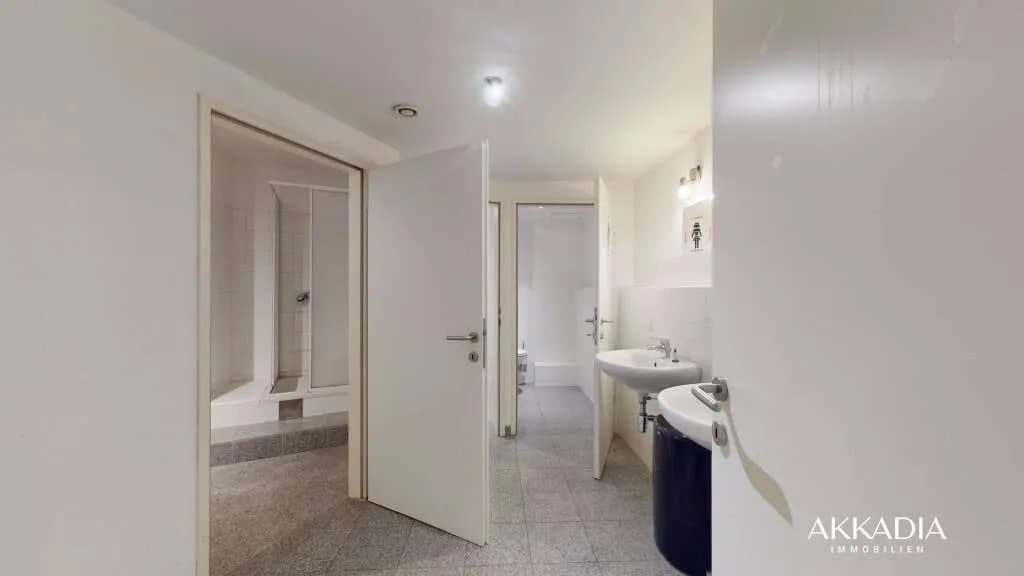 6-Zimmer-Gewerbeimmobilie mieten in Wien – 219 m², € 2.816 – Bild 6 von 13