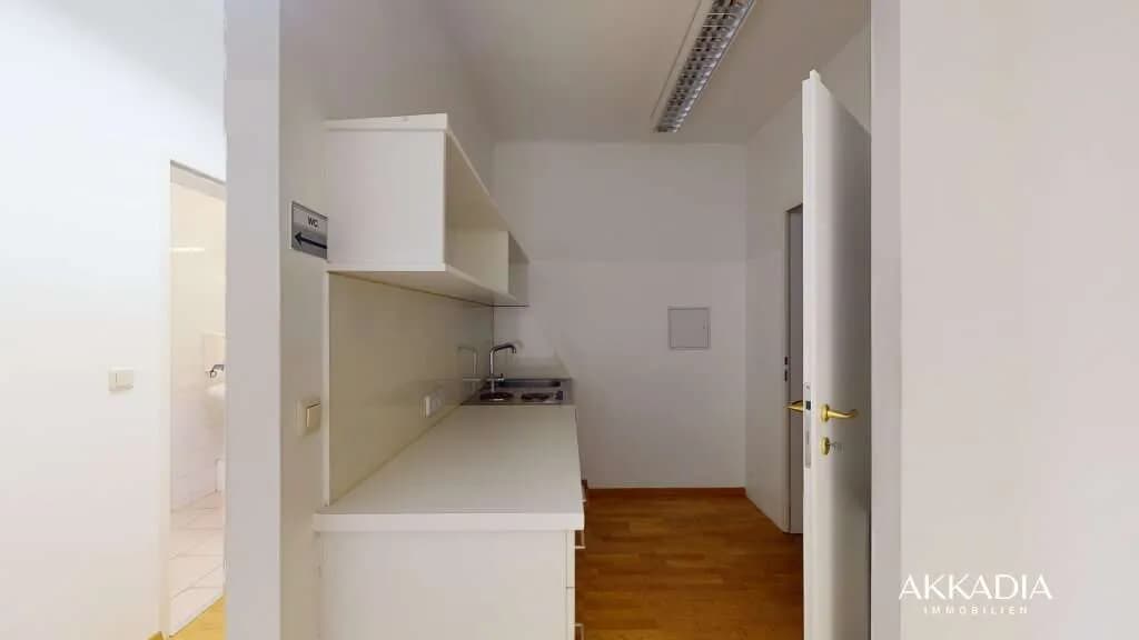 5-Zimmer-Gewerbeimmobilie mieten in Wien – 110 m², € 2.262 – Bild 12 von 14