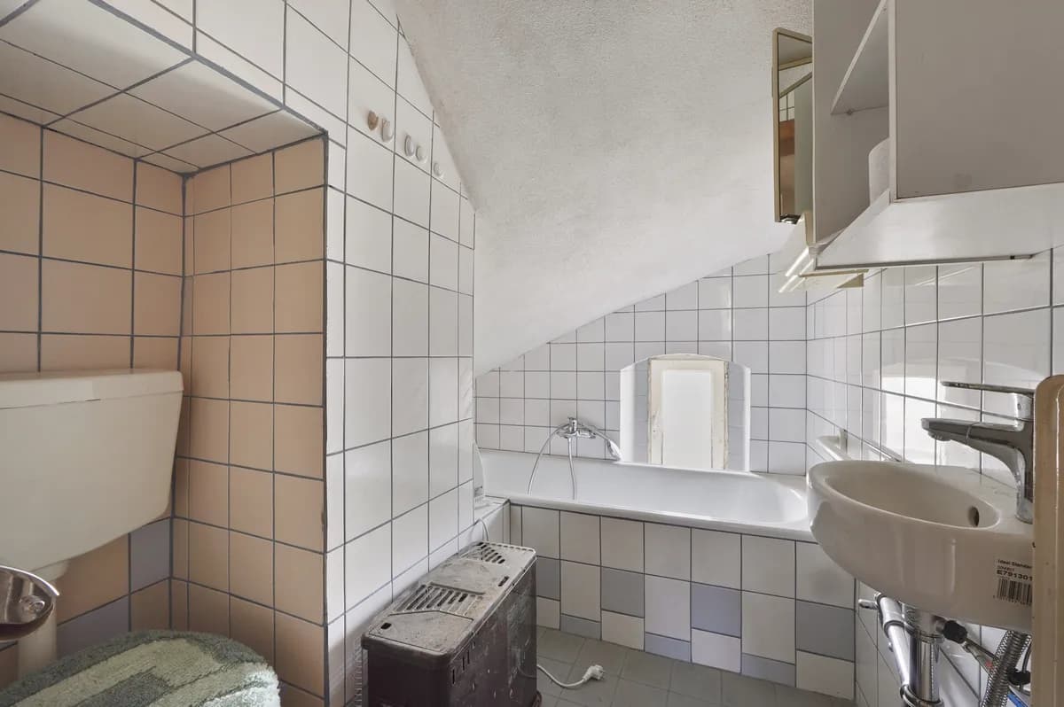 5-Zimmer-Haus kaufen in Waidhofen an der Thaya – 110,16 m², € 129.000 – Bild 6 von 24