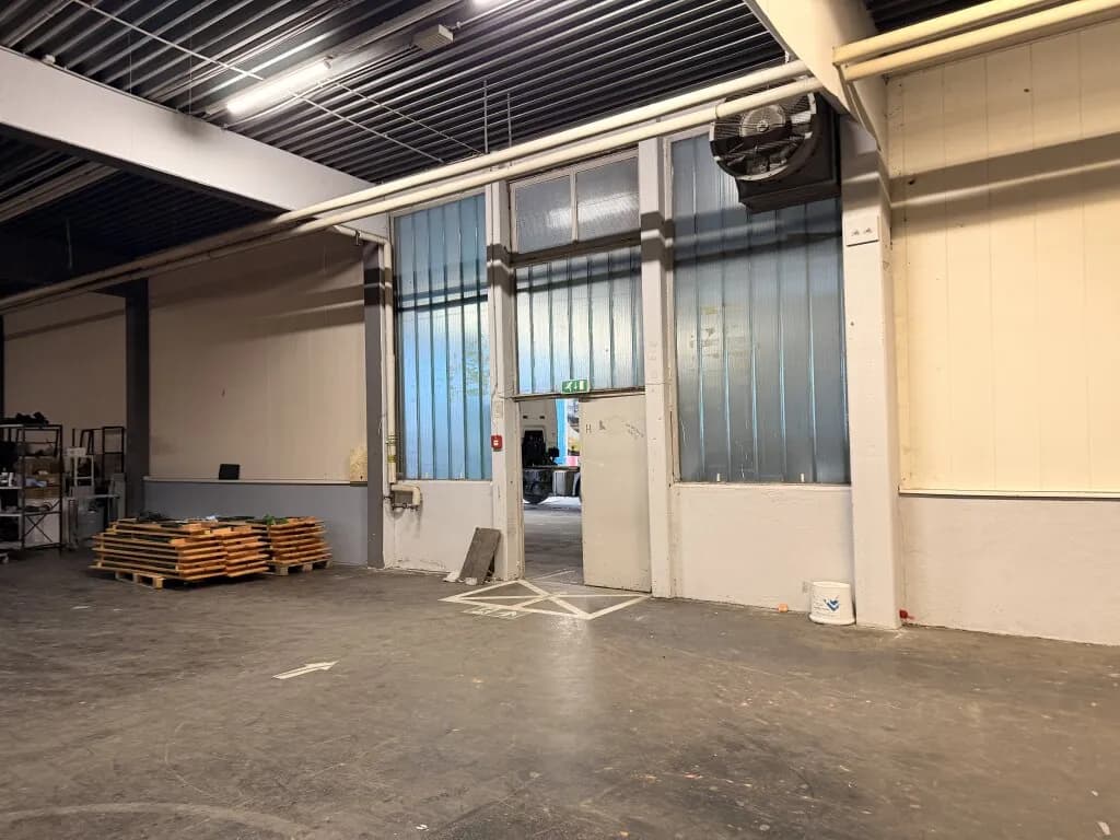 Gewerbeimmobilie mieten in Wien – 1 449 m², € 10.343 – Bild 3 von 10