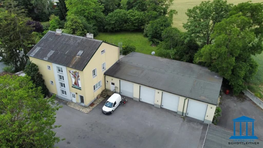 Gewerbeimmobilie kaufen in Neunkirchen – 4 252 m², € 690.000 – Bild 2 von 91