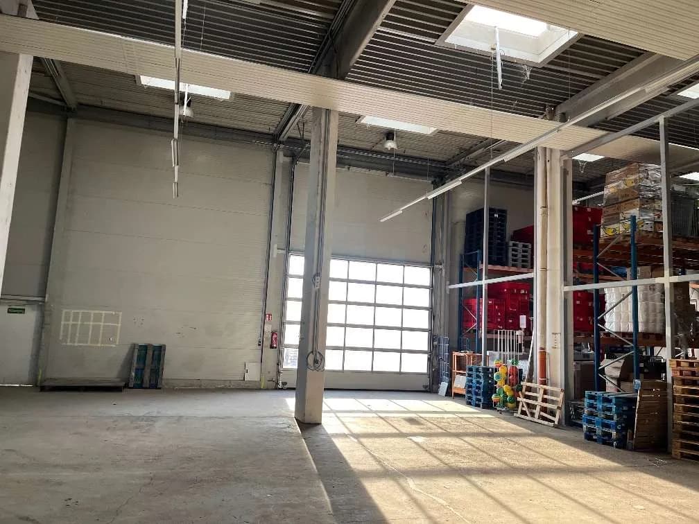 Gewerbeimmobilie mieten in Graz – 2 000 m² – Bild 8 von 11