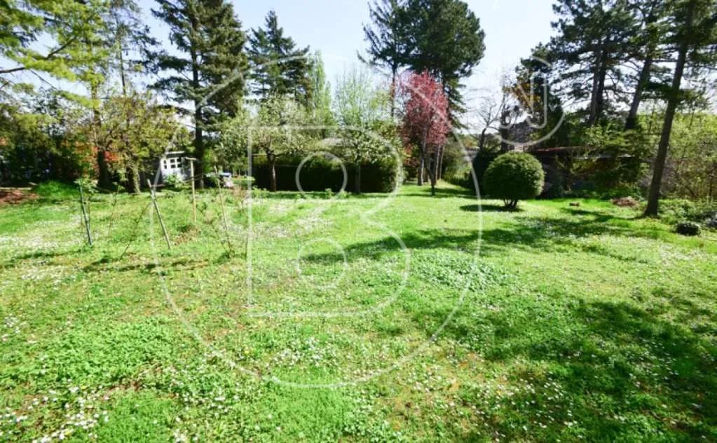 Grundstück kaufen in Mödling – 1 279 m², € 1.180.000 – Bild 1 von 7