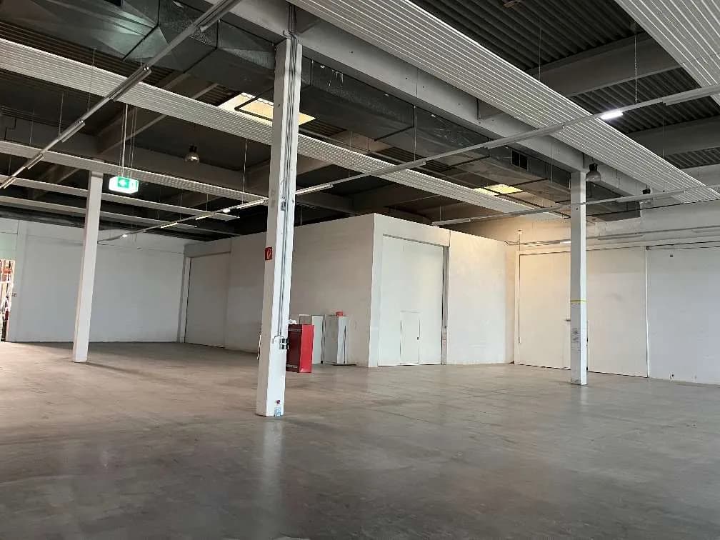 Gewerbeimmobilie mieten in Graz-Umgebung – 1 000 m² – Bild 3 von 11