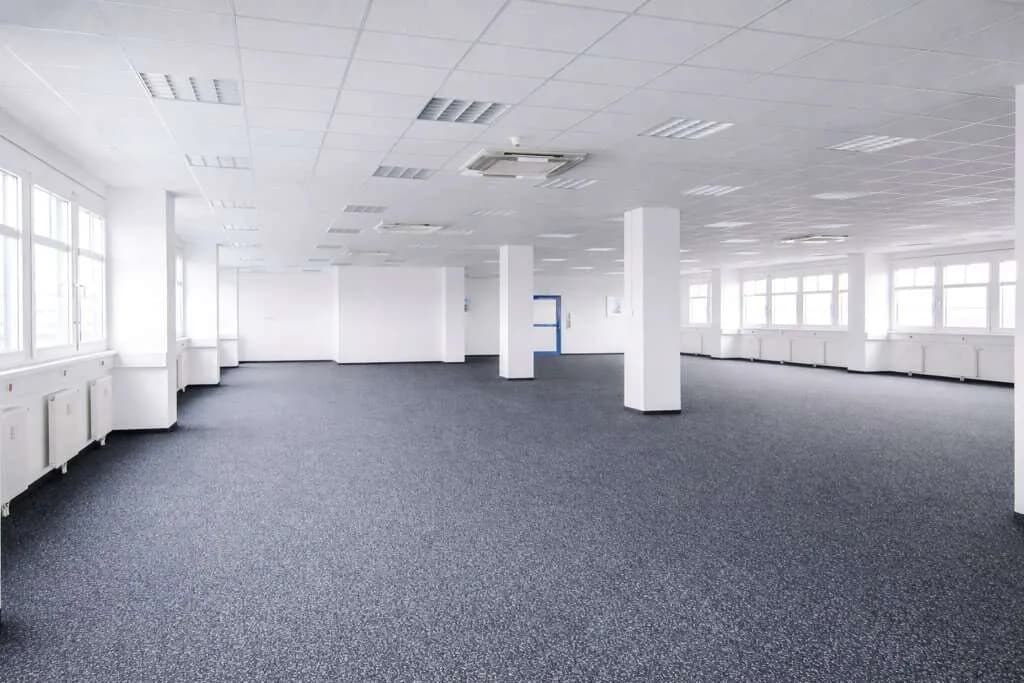 Gewerbeimmobilie mieten in Mödling – 300 m², € 15