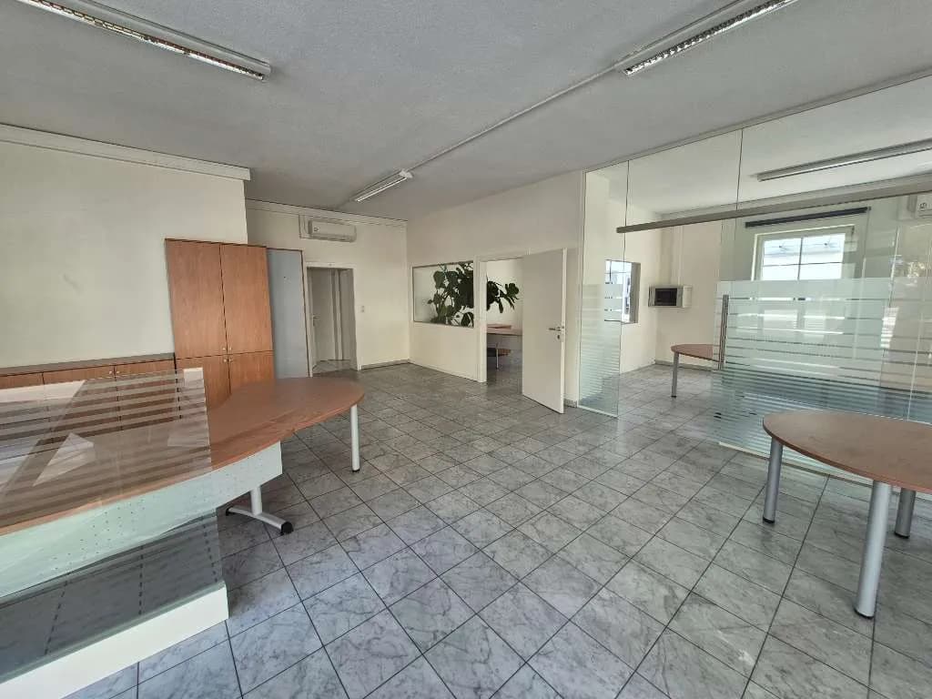 Gewerbeimmobilie mieten in Weiz – 85 m², € 12 – Bild 10 von 12