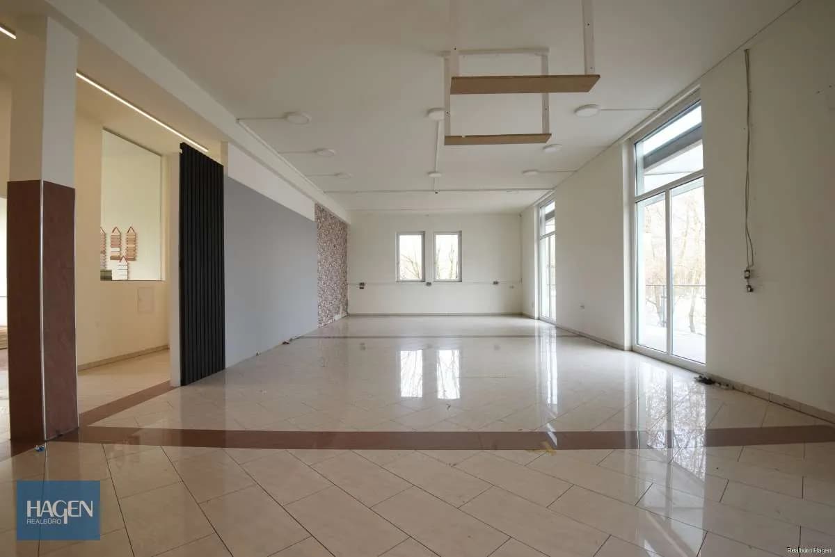 Gewerbeimmobilie mieten in Feldkirch – 168 m², € 1.192 – Bild 4 von 12