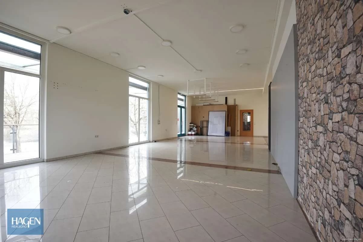 Gewerbeimmobilie mieten in Feldkirch – 168 m², € 1.192 – Bild 6 von 12