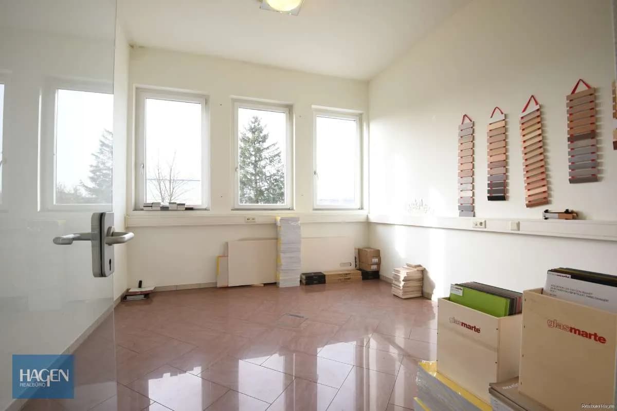 Gewerbeimmobilie mieten in Feldkirch – 168 m², € 1.192 – Bild 8 von 12